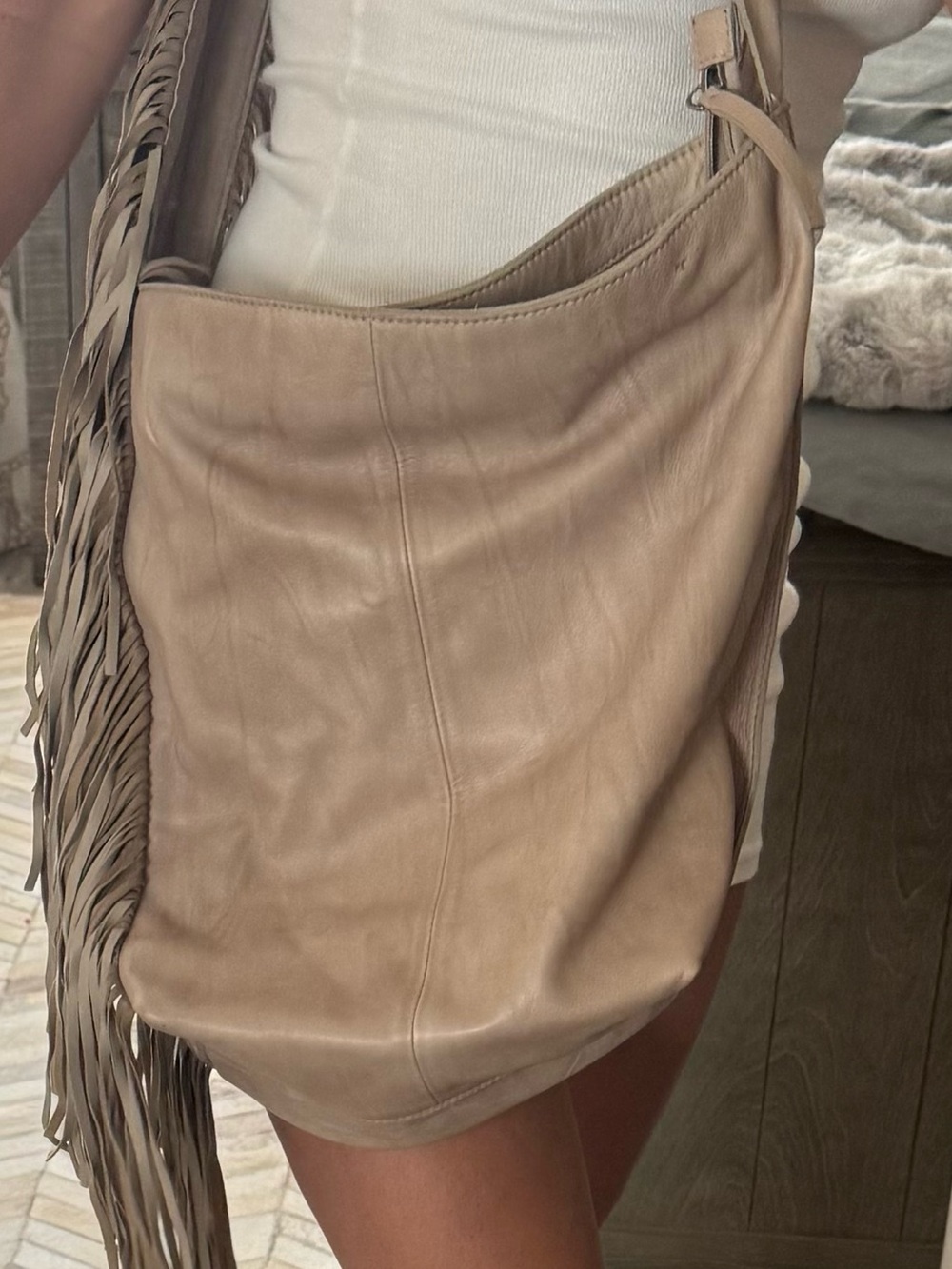 Free people fringe grey/tan purse with fat straps - Picture 2 of 5